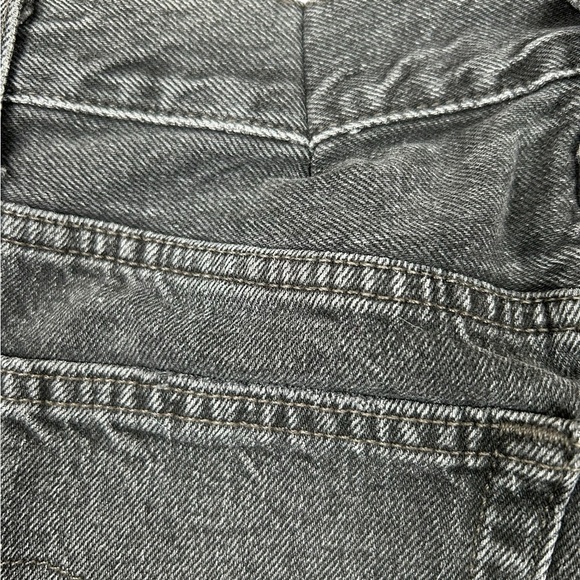 Levi’s faded black 5-pocket mini denim skirt, 24, Button Fly, Raw Edge Hem, Soft - Picture 5 of 5